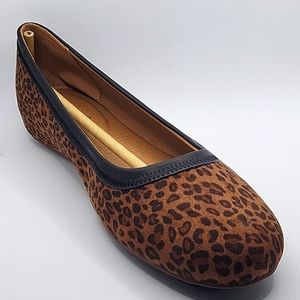 BareTraps Kadie Women's Flats